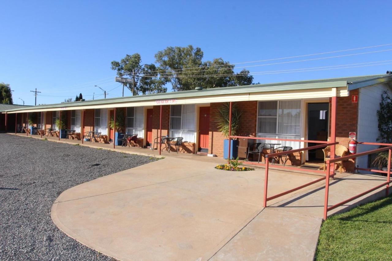 Cross Roads Motel Cobar Exteriér fotografie