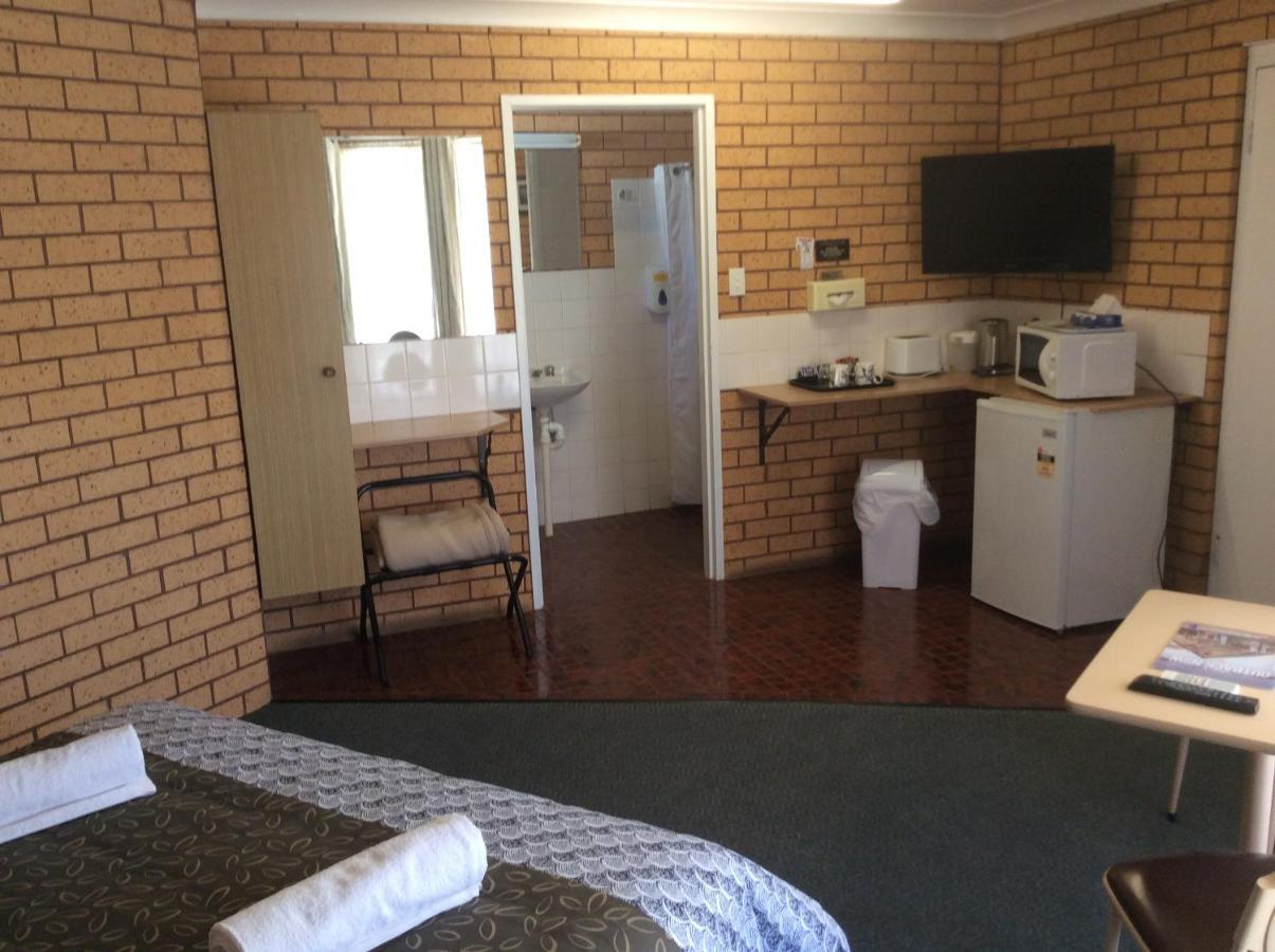 Cross Roads Motel Cobar Exteriér fotografie